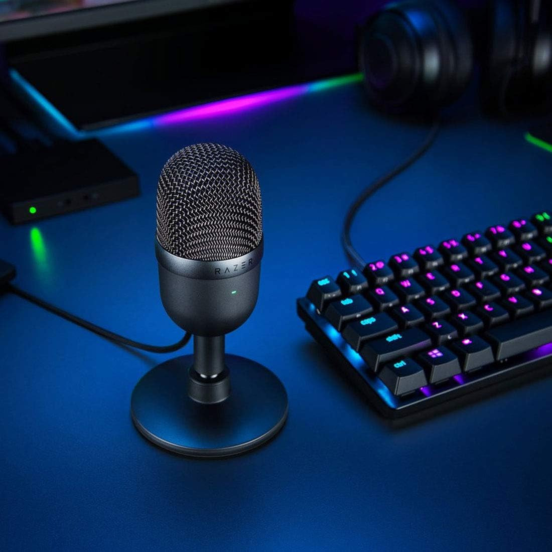 Seiren Mini USB Condenser Microphone: for Streaming and Gaming on PC - Professional Recording Quality - Precise Supercardioid Pickup Pattern - Tilting Stand - Shock Resistant - Classic Black